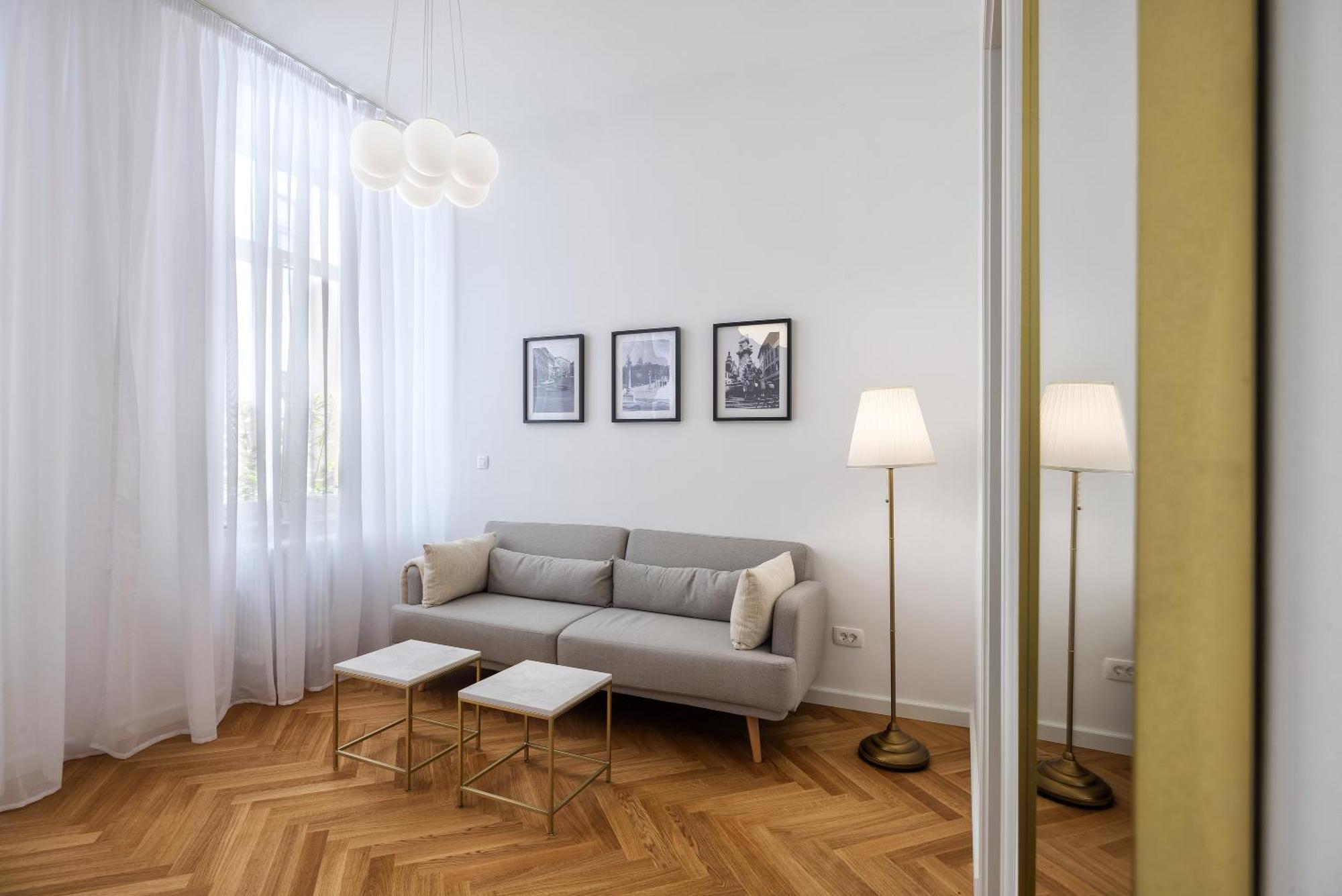 Urban Nest Wolfova By The Triple Bridge Appartamento Lubiana