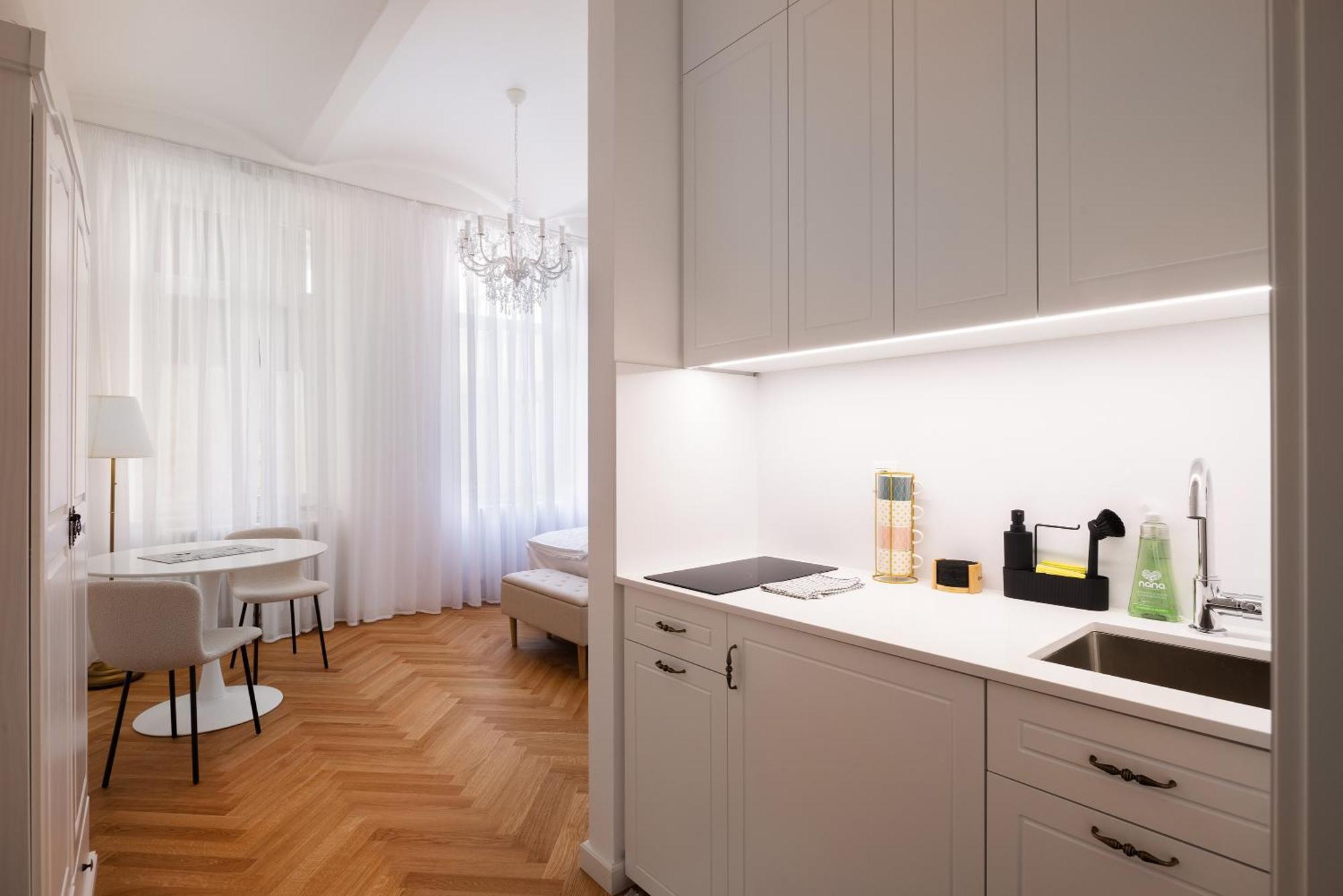 Appartamento Urban Nest Wolfova By The Triple Bridge *